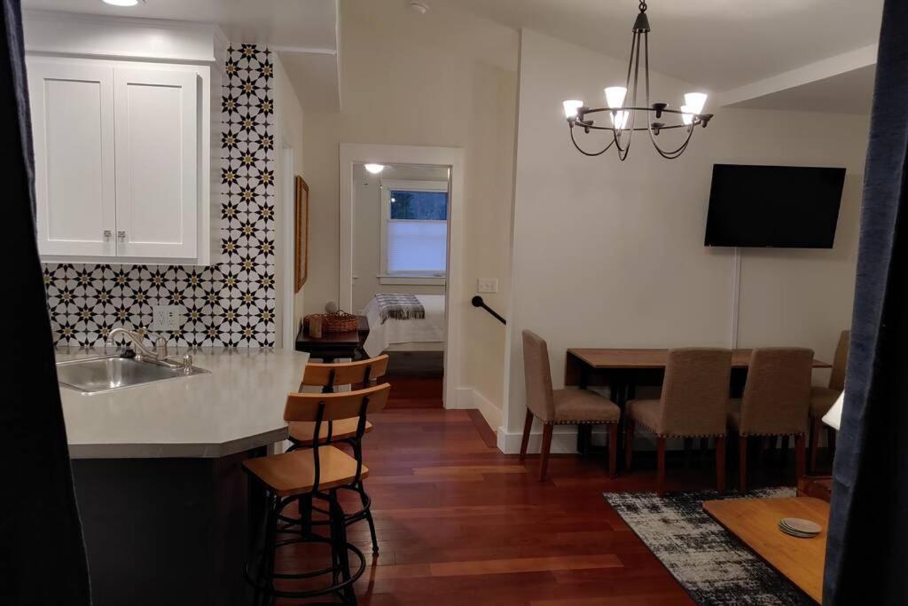Carriage House 2 Bdrm At Camellia Cottages In Historic Summerville, Sc Kültér fotó